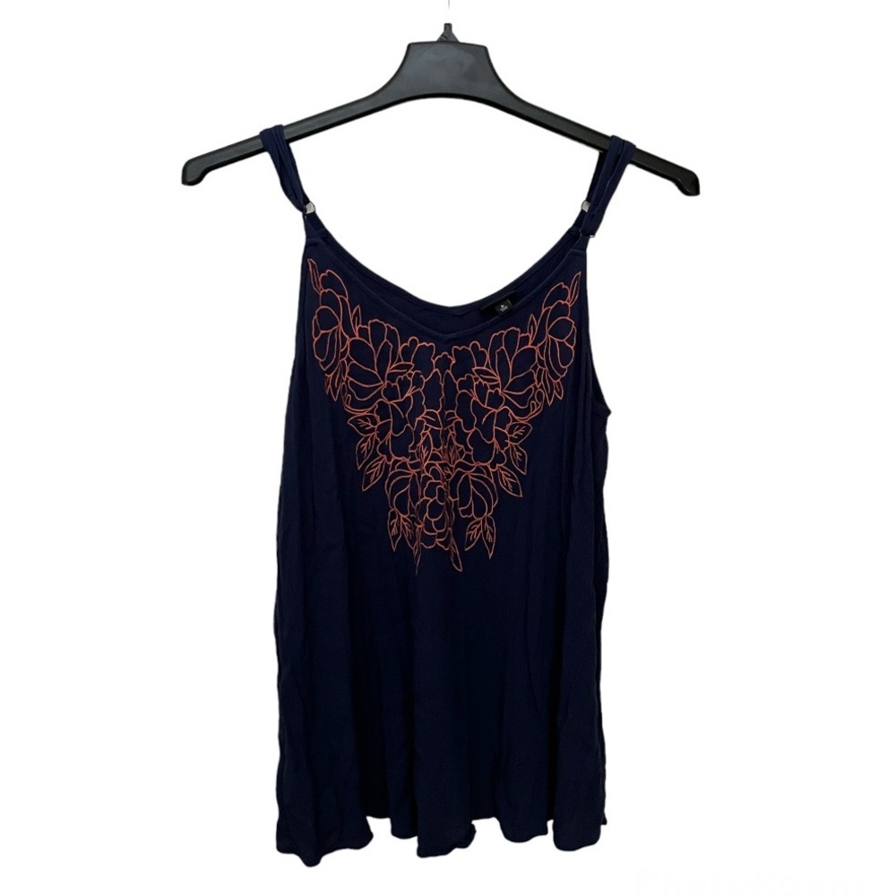 TORRID Plus-Size Floral Chest Tank Top Size 0